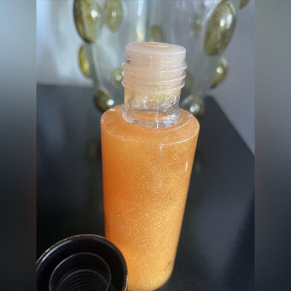 Carolina Herrera - Good Girl Leg Elixir 100 Ml 3.4 Oz Body Oil NWOB - Picture 9 of 9